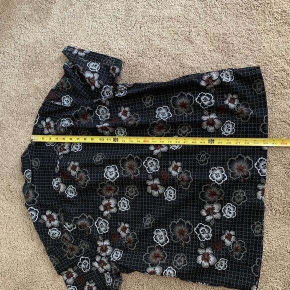 TOMMY BAHAMA Island Modern Fit Black Floral Hibiscus Shirt Men’s Size XL X - Picture 12 of 12